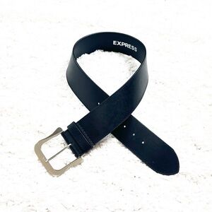 Express Solid Black Vintage Women’s Leather Belt Wide Size Small Silver Buckle